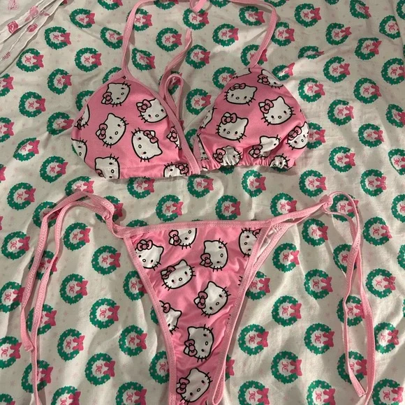 Hello Kitty Pink Patterned String Bikini - Picture 2 of 2